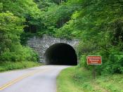 English: Rattlesnake Mountain Tunnel on the Blue Ridge Mountain Parkway