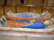 English: Tombs of Henry II and Eleanor of Aquitaine in Fontevraud Abbey