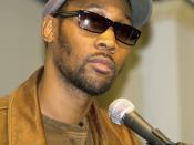 English: Wu Tang Clan co-founder RZA in New York City's Union Square Barnes & Noble to read from The Tao of Wu, a book about the philosophy behind the Wu Tang Clan.