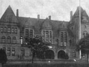 English: Snohomish County Courthouse, Everett, Washington, USA, 1908. This building no longer exists; the 