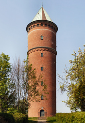 Dansk: Det røde vandtårn i Haderslev - bliver ikke brugt som vandtårn mere