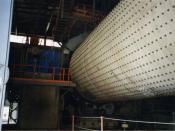 English: Drive end of 10,000 kW cement mill