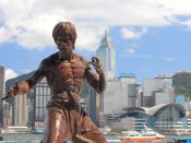 In Hong Kong, teams visited the memorial statue of martial artist and film star Bruce Lee on the Avenue of Stars.