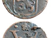 Two sides of a duit, a coin minted in 1735 by the VOC.