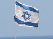 English: Flag of Israel with the Mediterranean sea in the background, in Rishon LeZion. עברית: דגל ישראל בראשון לציון