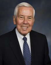 English: Official photo of Senator Dick Lugar (R-IN).