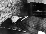 English: The body of Joachim von Ribbentrop after his execution, Oct. 16, 1946. This photograph was taken to document the deaths of the executed at nuremberg. I have been unable to verify the copyright, but this site claims fair use http://www.mindfully.o