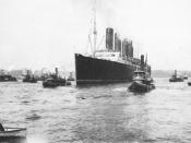 English: RMS Lusitania arriving in New York on her maiden voyage.