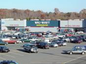 English: Exterior of a Wal-Mart Supercenter in Madison Heights, Virginia.