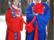 English: Traditional Chinese wedding attire