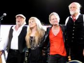 English: FLEETWOOD MAC on March 3, 2009 in St. Paul, MN at the Xcel Energy Center. Left to right: John McVie, Stevie Nicks, Lindsey Buckingham, Mick Fleetwood Photo by Matt Becker, melodicrockconcerts@gmail.com Use without citation is a violation of law.