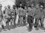The Entente in Macedonia.From left to right: a soldier from Indochina,a Frenchman,a Senegalese,an Englishman,a Russian,an Italian,a Serb,a Greek and an Indian.
