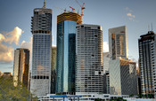 English: Skyscrapers in the Brisbane CBD, taken from Kangaroo Point.