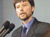 English: The documentary film maker Ken Burns at the National Press Club (Smithsonian Institution)