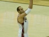 Žydrūnas Ilgauskas of the Cleveland Cavaliers, attempting a free throw.