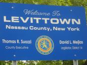 Welcome to Levittown sign on wantagh ave in levittown, NY.