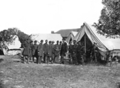 Humphreys, second from the right, and President Abraham Lincoln after the Battle of Antietam.