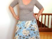 English: An A-line skirt, with top.