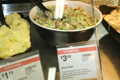 English: Broccoli salad with signage including ingredient information