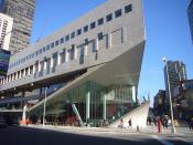 English: Photograph of the renovated facade of the Juilliard School building, at 65th and Broadway, New York City. Original Building by Pietro Belluschi, 1969; renovation by Diller Scofidio + Renfro 2009. Alice Tully Hall Lobby.