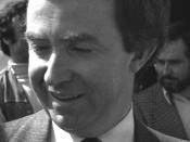 English: Joe Clark, then leader of the Progressive Conservative Party, on the boardwalk in Toronto's Beaches riding during the 1979 federal election campaign.