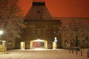 Deutsch: Uni Mainz, Forum, Rückseite Français : Le Forum et entrée principale de l'Université Johannes Gutenberg de Mayence