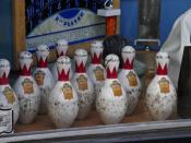 English: Duckpins are shorter and squatter than the pins used in 10-pin bowling.