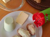 Zigerbrüt, cheese grated onto bread through a mill, from the Kanton Glarus in Switzerland.