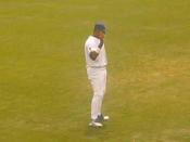 took this myself in 1998 during home run chase 03:39, 8 August 2007 . . Wjmummert . . 330×304 (12 KB)