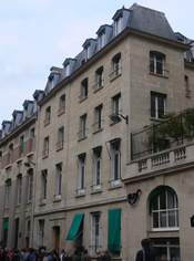 Français : Immeuble de l'éditeur Gallimard