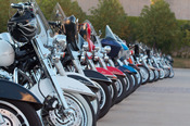 English: Parked motorcycles during Harley-Davidson's 105th anniversary in Milwaukee, Wisconsin