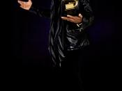 English: Photograph of Kuk Harrell with Grammy Award by Angela Morris.