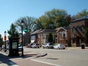 English: Cody Road Historic District is the main street through Le Claire. It includes the Central Business District.
