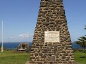 English: Memorial to George Bass and Matthew Flinders at Flinders, erected 1912. Plaque reads, 