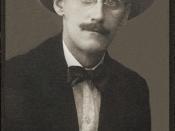 James Joyce, 1 photographic print, b&w, cartes-de-visites, 9.2 x 6.1 on mount 10.5 x 6.5 cm.