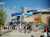 English: KeySpan Park, Brooklyn, New York on June 25, 2001, just before the first-ever home game for the minor league Brooklyn Cyclones. The game marked the first professional baseball game in Brooklyn since the departure of the Brooklyn Dodgers in 1957. 