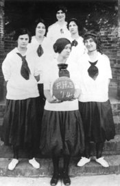 Plano's girls' basketball team, 1914