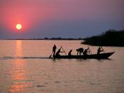 English: Fisherman on Lake Tanganyika, Mishemba Bay, Zambia. Suomi: Soutaja Tanganjikajärvellä Sambiassa