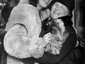 English: Greta Garbo together with her mother Anna Gustafsson during a trip to the USA in 1939. Svenska: Greta Garbo tillsammans med sin mamma Anna Gustafsson på en resa i USA 1939.