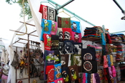 English: T shirt vendors with various designs including those of Zapatistas at Santo Domingo in San Cristobal de las Casas, Chiapas, Mexico