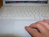 English: picture of keyboard with mouse