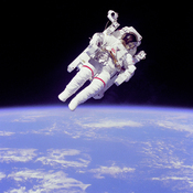 English: Mission: STS-41-B Film Type: 70mm Title: Views of the extravehicular activity during STS 41-B Astronaut Bruce McCandless II, mission specialist, participates in a extra-vehicular activity (EVA), a few meters away from the cabin of the shuttle Cha