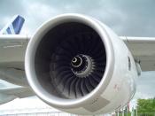 Deutsch: Triebwerk des Airbus A380 eine Rolls-Royce Trent 900 auf der ILA 2006 Français : Vue rapprochée du moteur Rolls-Royce Trent 900 d'un Airbus A380 - ILA 2006