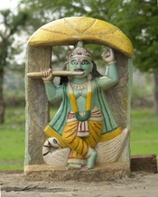 English: Krishna statue, Chambal, M.P., India. Français : Statue de Krishna, Chambal, M.P., Inde. हिन्दी: कृष्ण प्रतिमा, चम्बल, एम.पी. ।