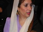 English: Benazir Bhutto, photographed at Chandini Restaurant, Newark, CA by iFaqeer