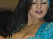 English: Belly dancer in Cairo, Egypt
