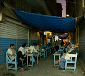English: Street cafe in central Manama souq, Bahrain