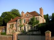 English: Reddish House Cecil Beaton and husband and wife Robert Fripp/Toyah Wilcox have lived here.