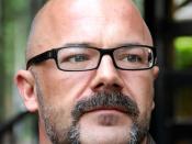 English: A photo of author and political commentator Andrew Sullivan. Taken in Amsterdam, Holland with a Nikon D2Xs.