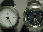 English: The watch on the left has a mechanical movement that ticks 6 times a second, while the quartz watch on the right moves the seconds hand once a second.